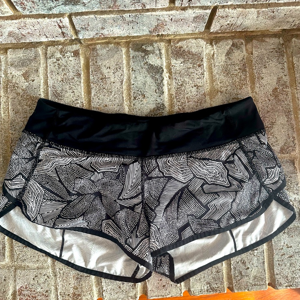 Lululemon low rise shorts. Size 10 black and white